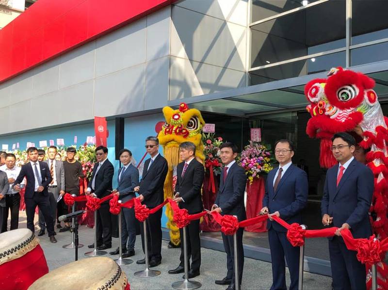 KIA 高雄民族旗艦展示中心 盛大開幕